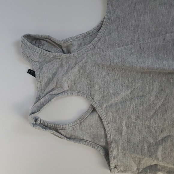 Workout tank - Picture 2 of 2